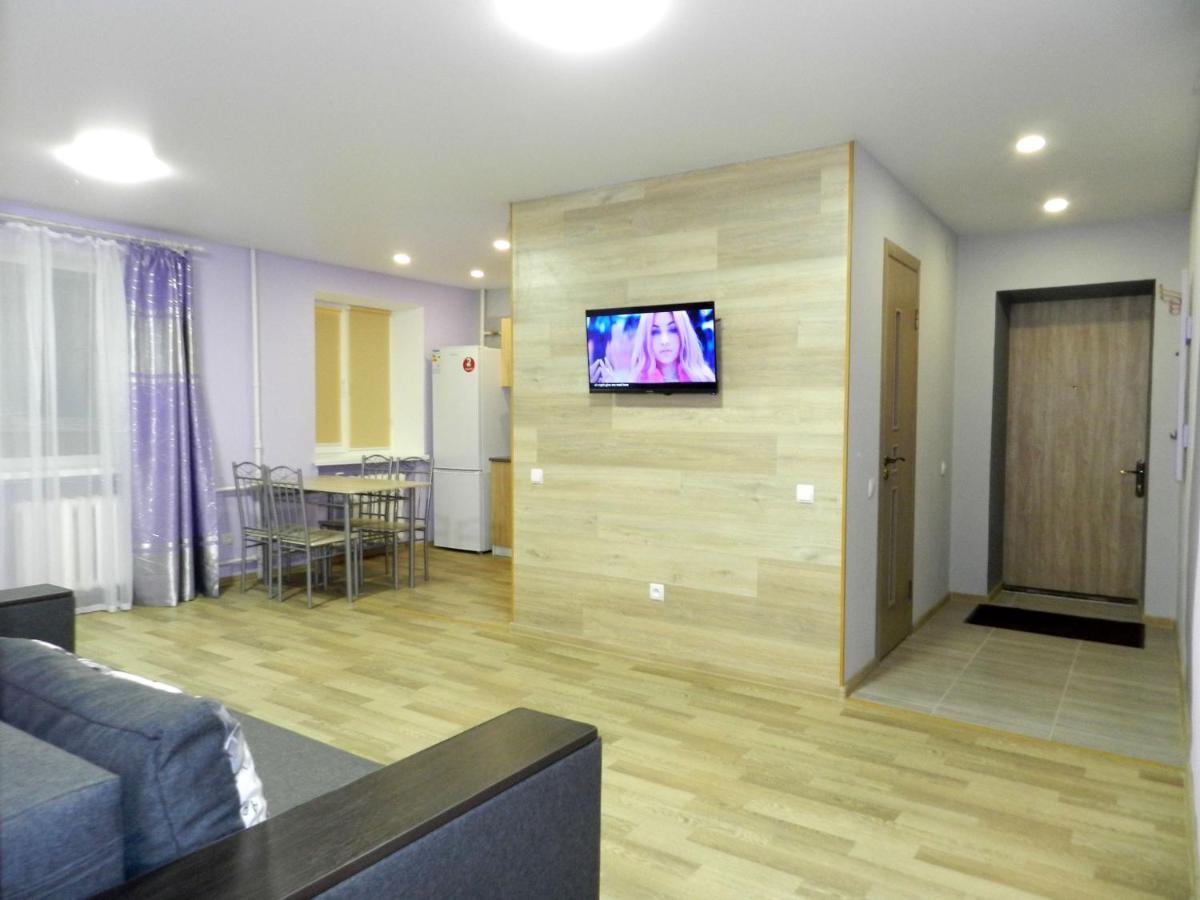 3-Room Apartment Near Inturist On Sobornyi Avenue 156, By Grandhome Запоріжжя Екстер'єр фото